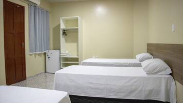 Basic Triple Room | Free WiFi