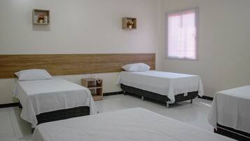 Basic Triple Room | Free WiFi