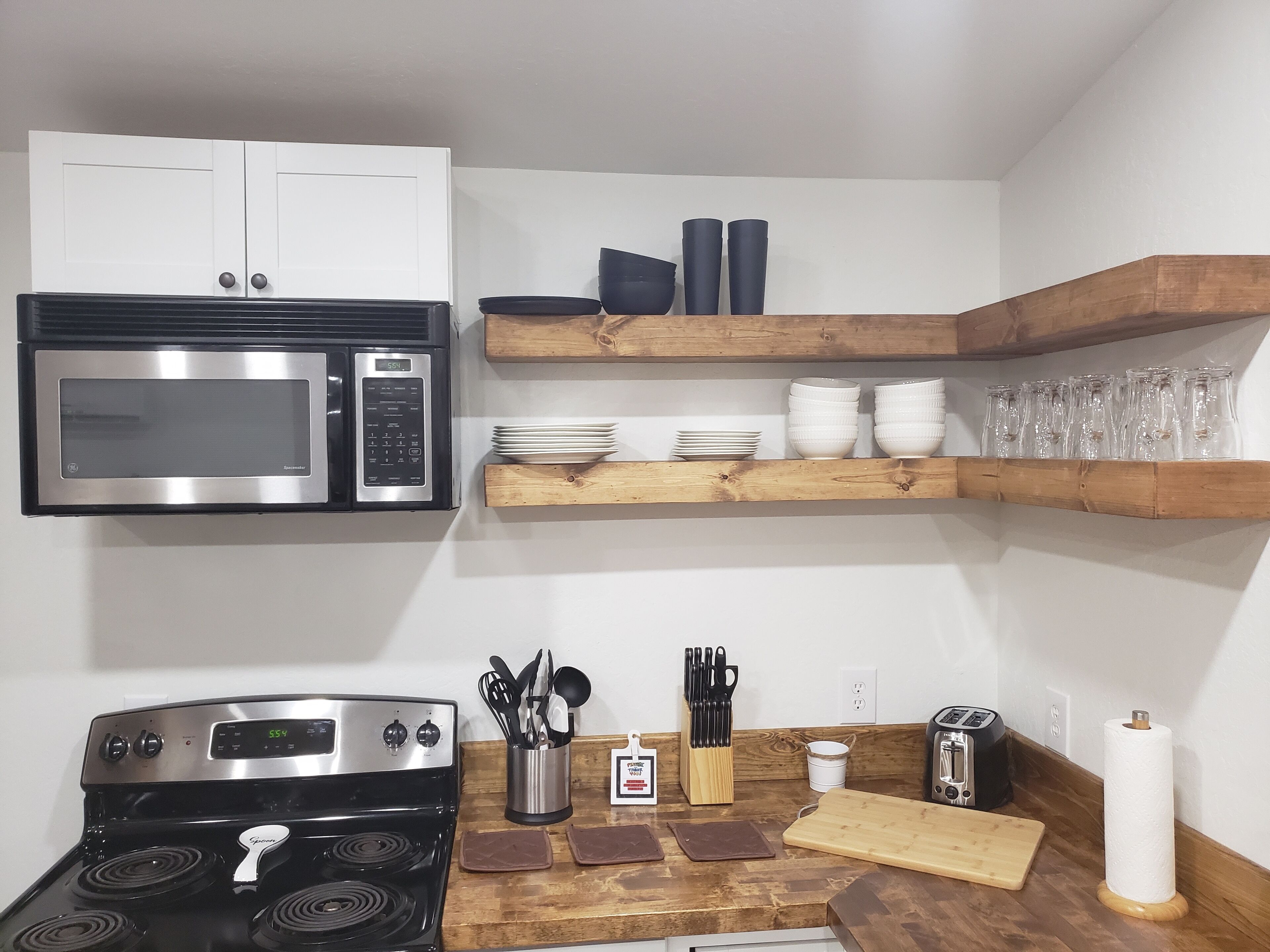 AMRock Cabin - Direct access to Ouachita National Forest and Wolf Pen Gap