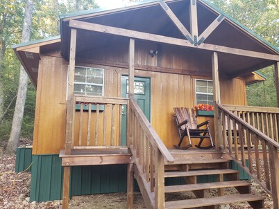 AMRock Cabin - Direct access to Ouachita National Forest and Wolf Pen Gap