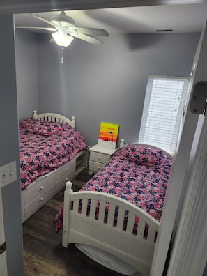 3 bedrooms, WiFi