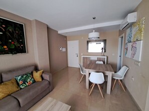 Smart TV, ping pong