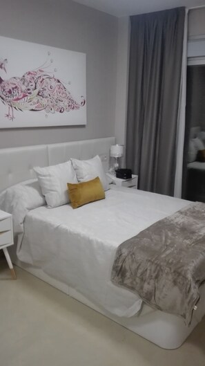 2 slaapkamers, een strijkplank/strijkijzer, wifi, beddengoed