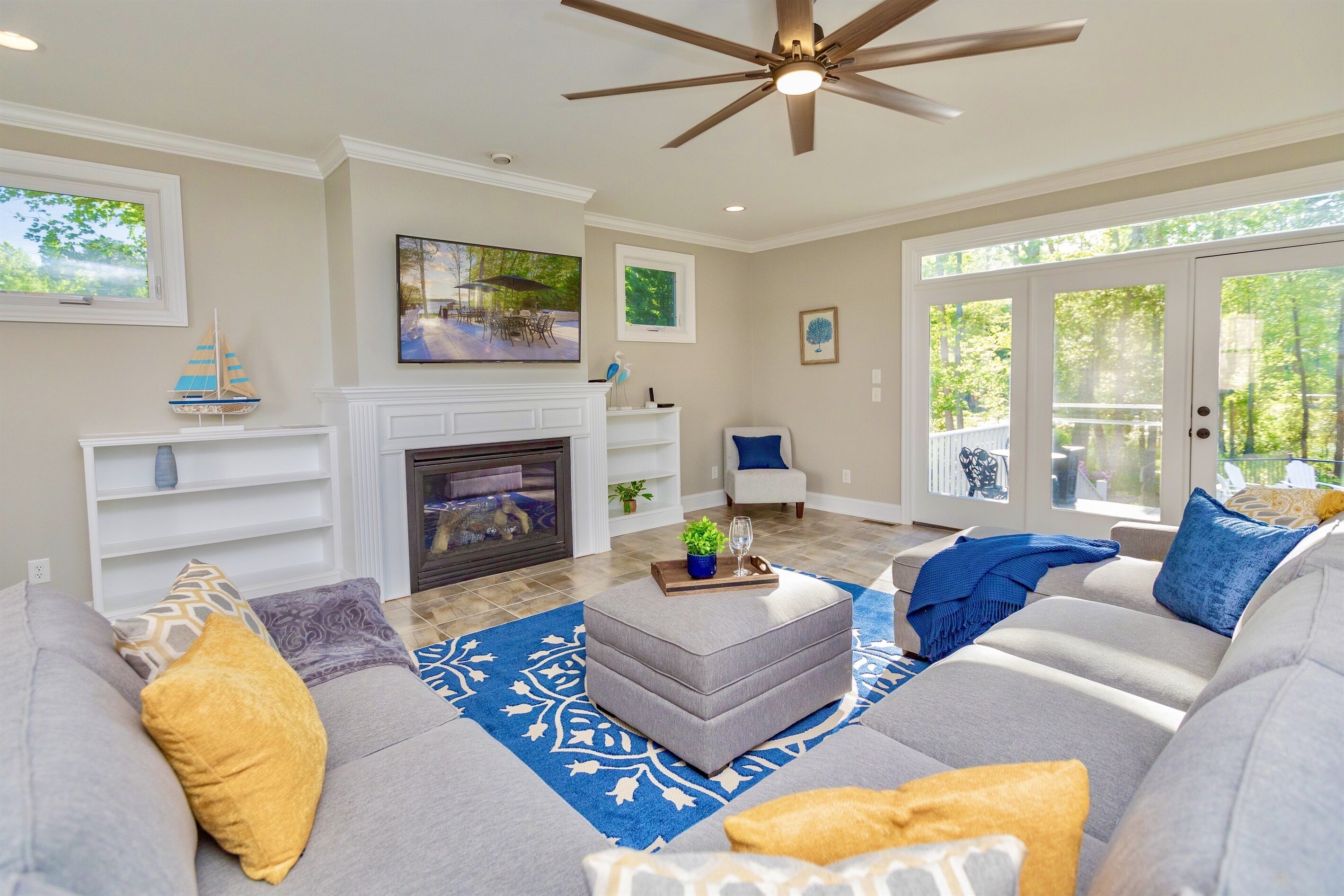 💥Heated Saltwater Pool for 2024, 8 Bedrms, Sunset Views, Main Lake Cove, Pets🥇