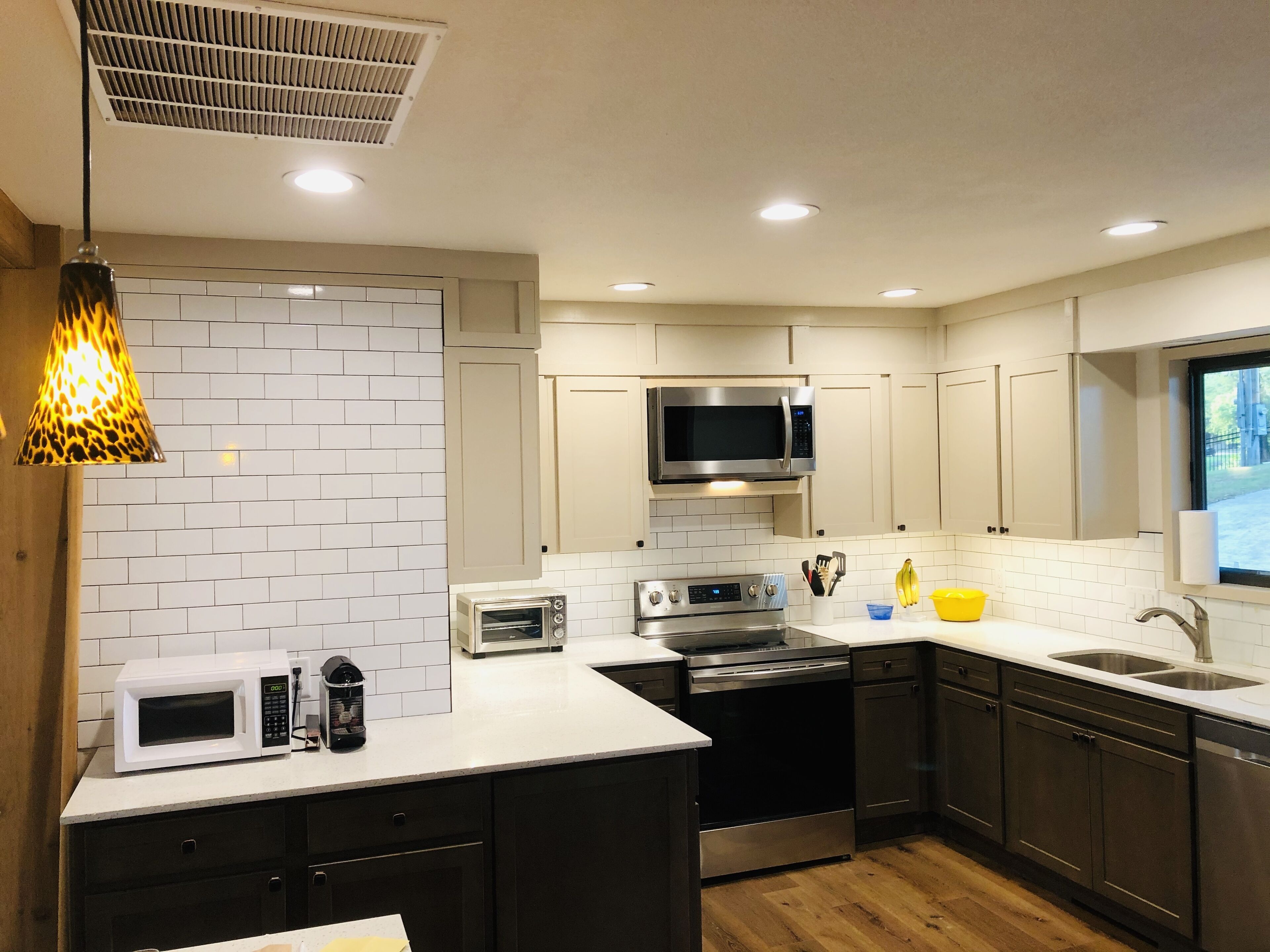 冰箱、微波炉、烤箱、炉灶