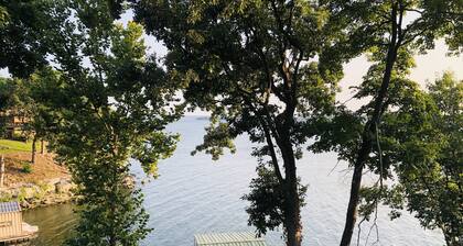 Rustic charm awaits you on Monkey Island with beautiful views of Grand Lake.