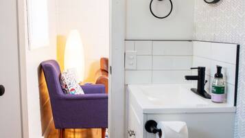 Hair dryer, towels
