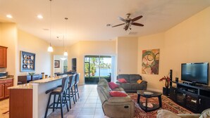 Interior - Disney Lake House Minutes From Airport (Orlando)
