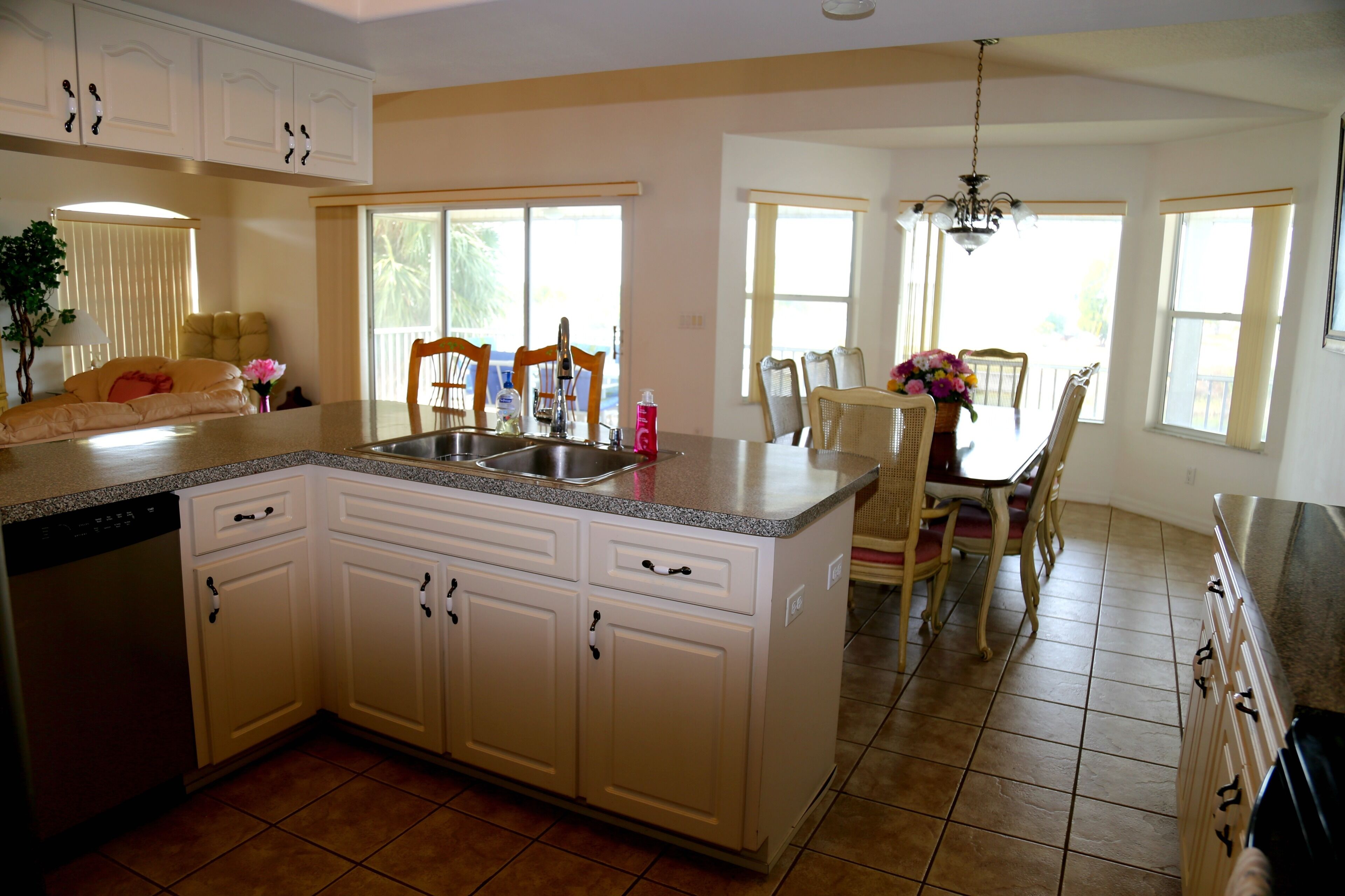 Evans Hernando Beach Escape