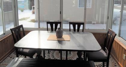 My Happy Place - Gorgeous and Great Location!