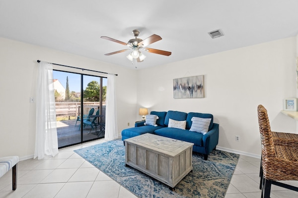 Living Area - Balcony Access - Smart TV