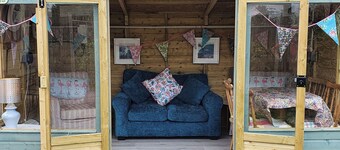 2 bedroom accommodation in Pakefield, near Lowestoft