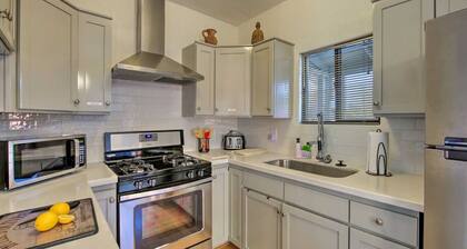 Palm house · Phoenix Home w/renovated Pool & String Lights