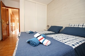 1 bedroom, in-room safe, iron/ironing board, free WiFi