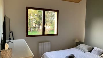 4 Schlafzimmer, Bügeleisen/Bügelbrett, kostenloses WLAN, Bettwäsche