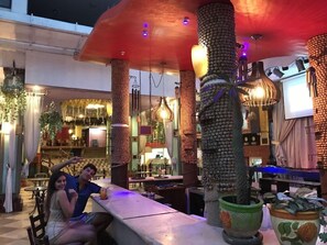 Bar (en el alojamiento)