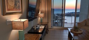 Interior - Destin Florida Resort (Miramar Beach)
