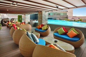 Outdoor pool - Yuan Garden Pasar Baru (Jakarta)