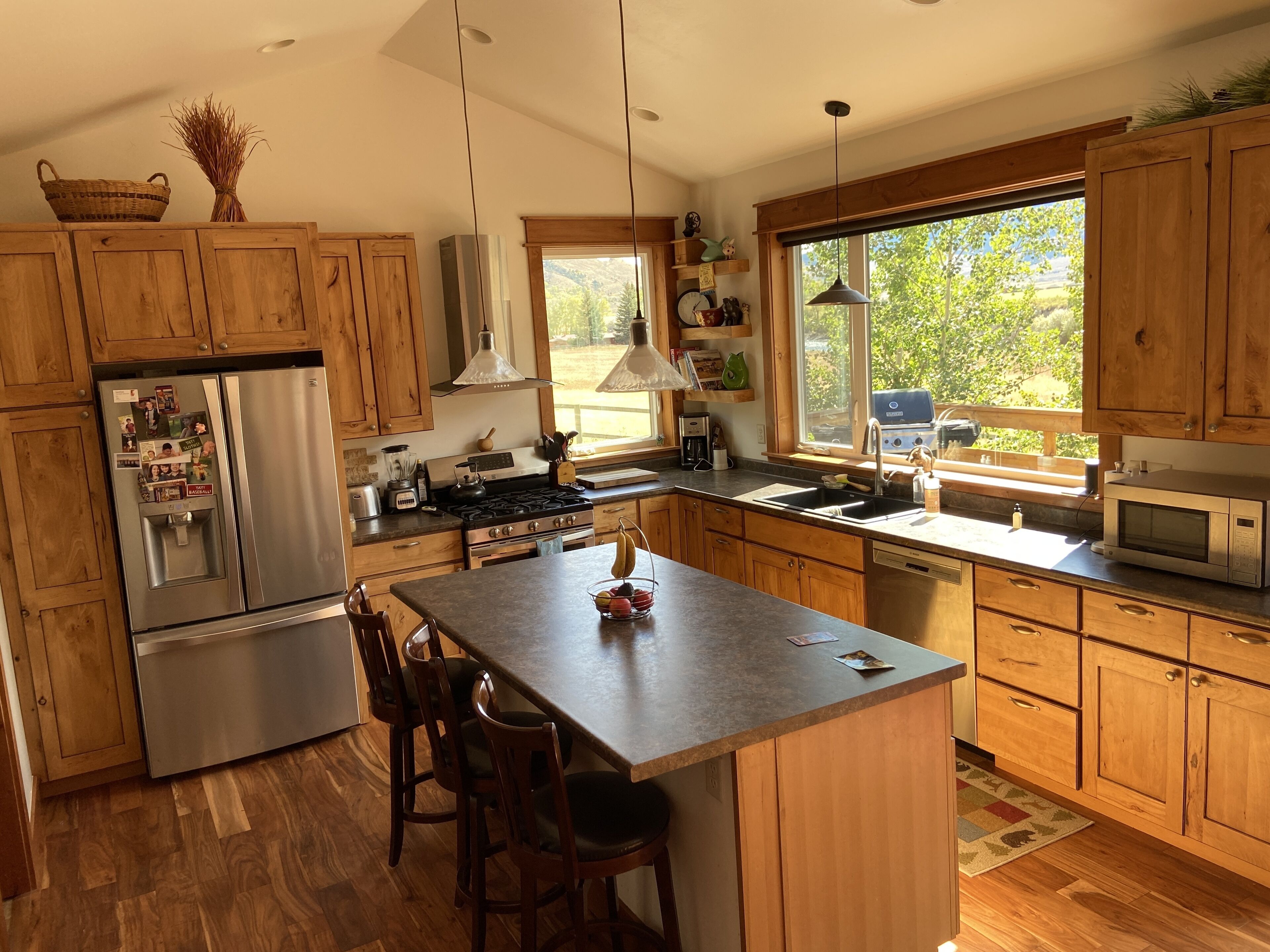 Electric Peak Retreat at Yellowstone National Park North Entrance