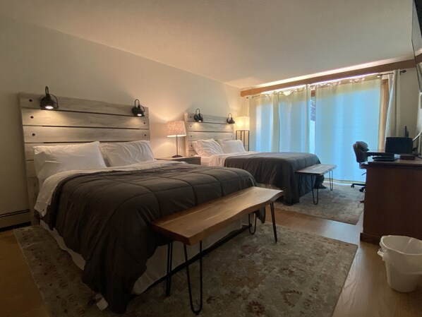 2 bedrooms, desk, iron/ironing board, free WiFi