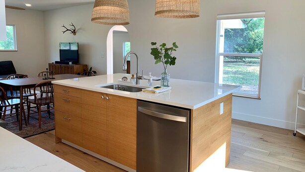Private kitchen - The River House! Near the Poudre River! (Laporte)