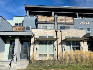 Townhome, Multiple Beds (750 Jerome St. (Unit 5)) | Exterior