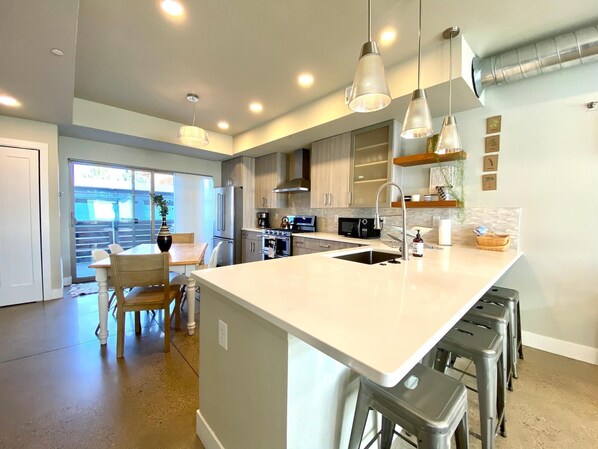 Townhome, Multiple Beds (750 Jerome St. (Unit 5)) | Private kitchen