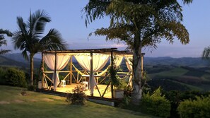 Terrace/patio - Sítio 3Ipes Chalet in the Mountains of Minas with exclusive waterfalls (Senador José Bento-MG)