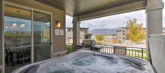 Modern Huntsville Resort Retreat w/ Deck & Hot Tub