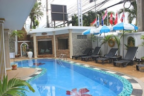 Outdoor pool - The Orchid Hotel Kalim Bay Resort (Patong)