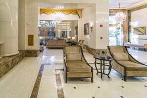 Interior - Club Wyndham Royal Garden at Waikiki - 1 Bedroom Presidential (Honolulu)