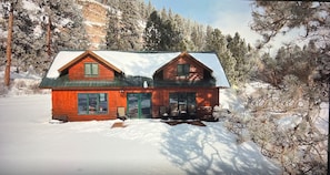 Exterior - Blackfoot River Retreat, an unmatched Montana getaway. (Greenough)