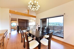 In-room dining - Fuji Gran Villa -Toki (Fujiyoshida)