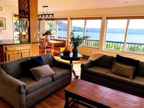 Lakeside Life on Keuka's Water's Edge