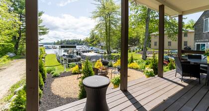 NEWER LAKEFRONT- 4 season home sleeps 6