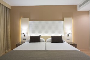 Soundproofing - Hotel Lopez - Suitehotel Playa del Ingles (San Bartolomé de Tirajana)