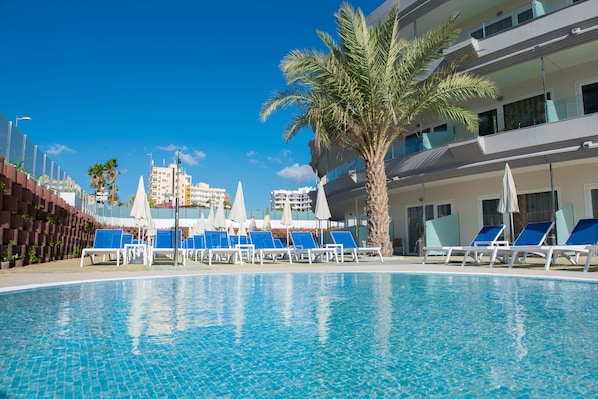 Piscine couverte