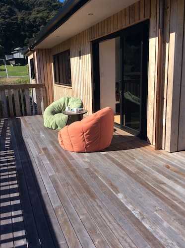 House wth the Orange Door