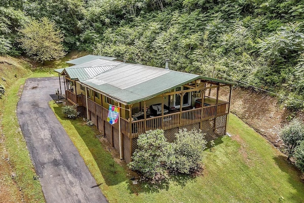 Secluded getaway in the Smoky Mountains!