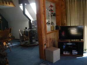 Interior - Mac's Place Cripple Creek cabin (Cripple Creek)