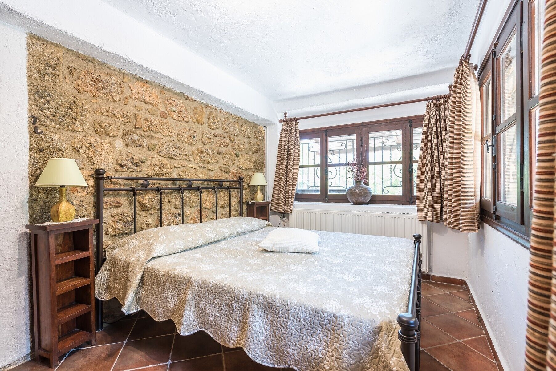 Ampelos Estate – The Stone Room