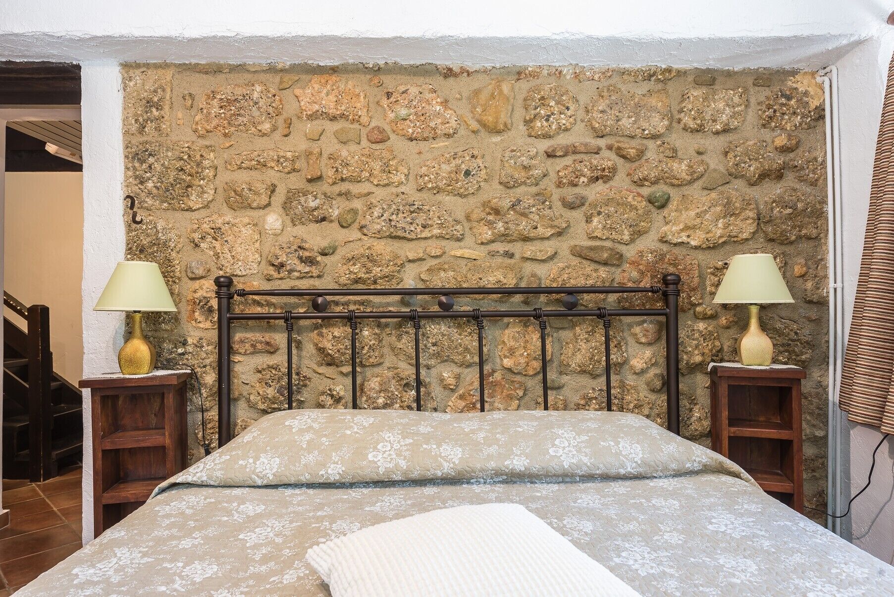 Ampelos Estate – The Stone Room