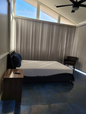 4 Schlafzimmer, BĂŒgeleisen/BĂŒgelbrett, kostenloses WLAN, BettwĂ€sche