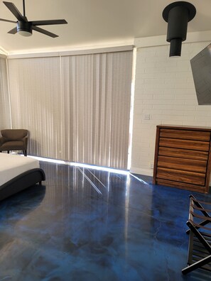 4 chambres, fer et planche à repasser, Wi-Fi gratuit, draps fournis