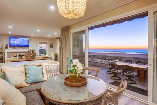55' Ocean Front * Exclusive Ground Level Patio * A/C