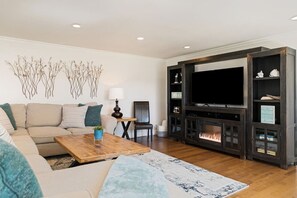 Smart TV, fireplace, video games