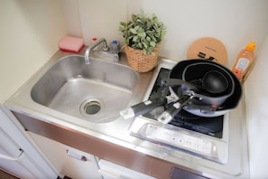 Departamento, para no fumadores | Cocineta privada | Refrigerador, microondas, parrilla de estufa y tetera eléctrica