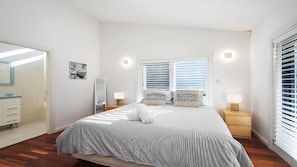 3 chambres, fer et planche à repasser, Wi-Fi gratuit, draps fournis