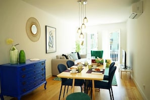 Superior Apartment, 2 Bedrooms | In-room safe, soundproofing, iron/ironing board, free cots/infant beds - Casas da Baixa - Vila Intendente (Lisbon)
