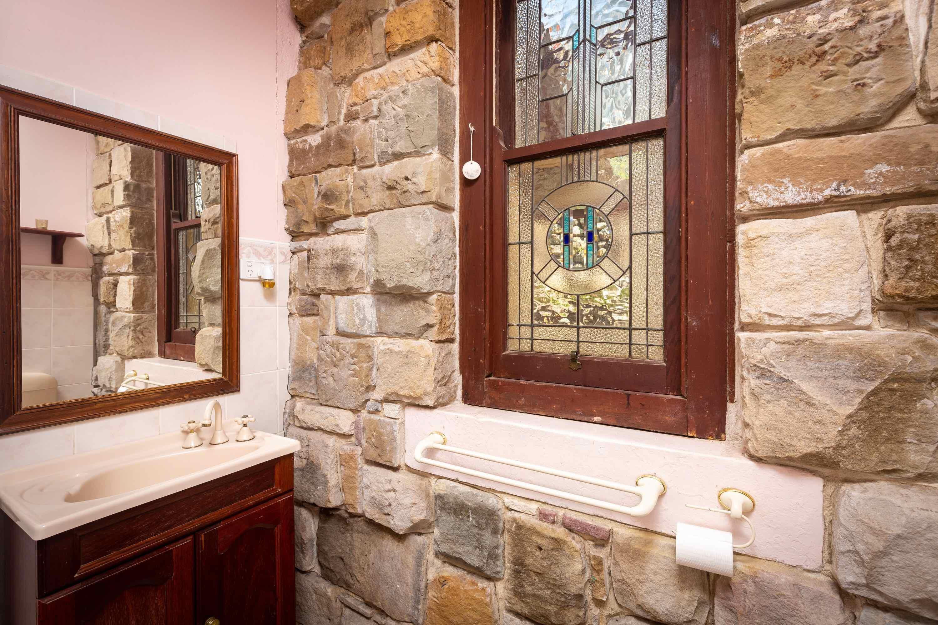 Bimbadeen Mountain Retreat - Mountainside retreat with panoramic views — image 19